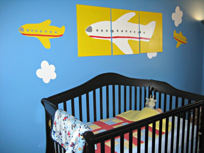 DIY airplane nursery on a tight budget {Heather's Handmade Life}