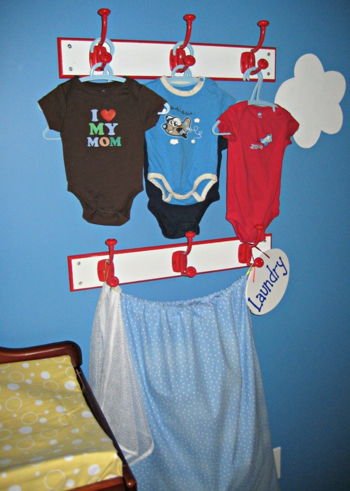 DIY airplane nursery on a tight budget {Heather's Handmade Life}