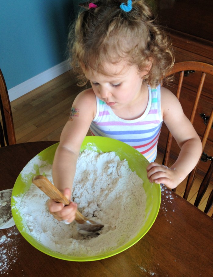 Is the low cost of DIY kinetic sand worth the mess? {Heather's Handmade Life}
