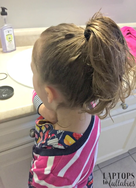 Easy hairstyles for Crazy Hair Day {Heather's Handmade Life}