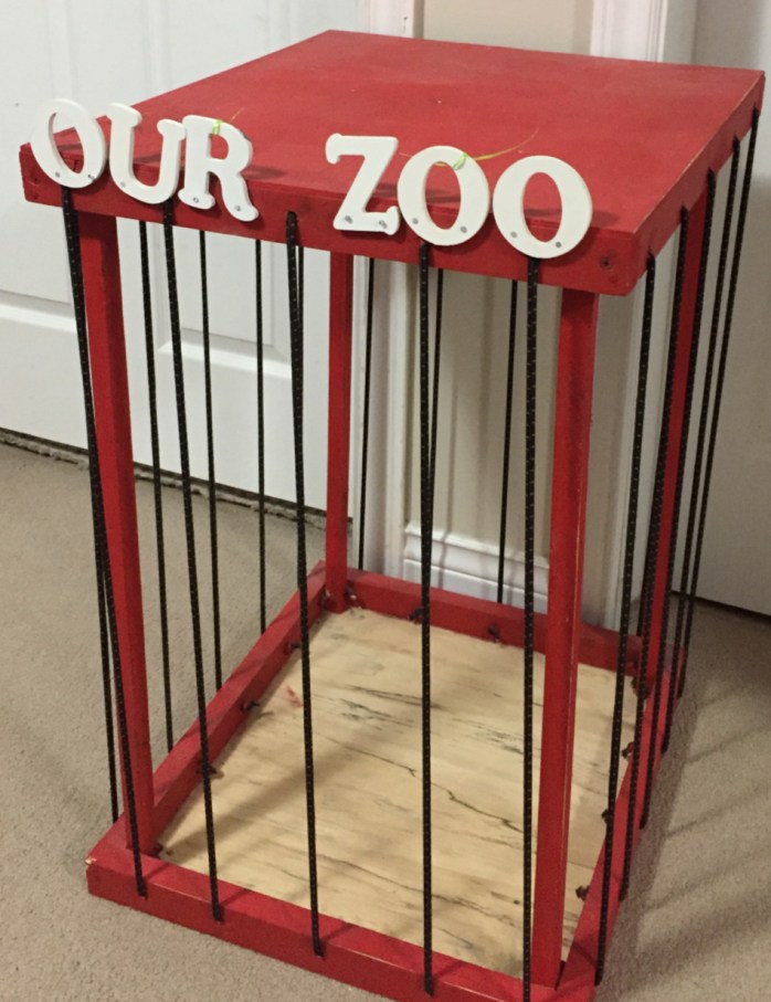 DIY Stuffed Animal Zoo {Heather's Handmade Life}