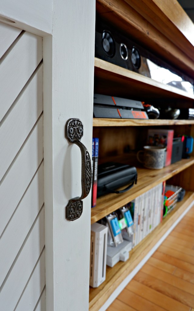 DIY TV Credenza: How to build the perfect living room entertainment unit for below a wall-mounted TV {Heather's Handmade Life}