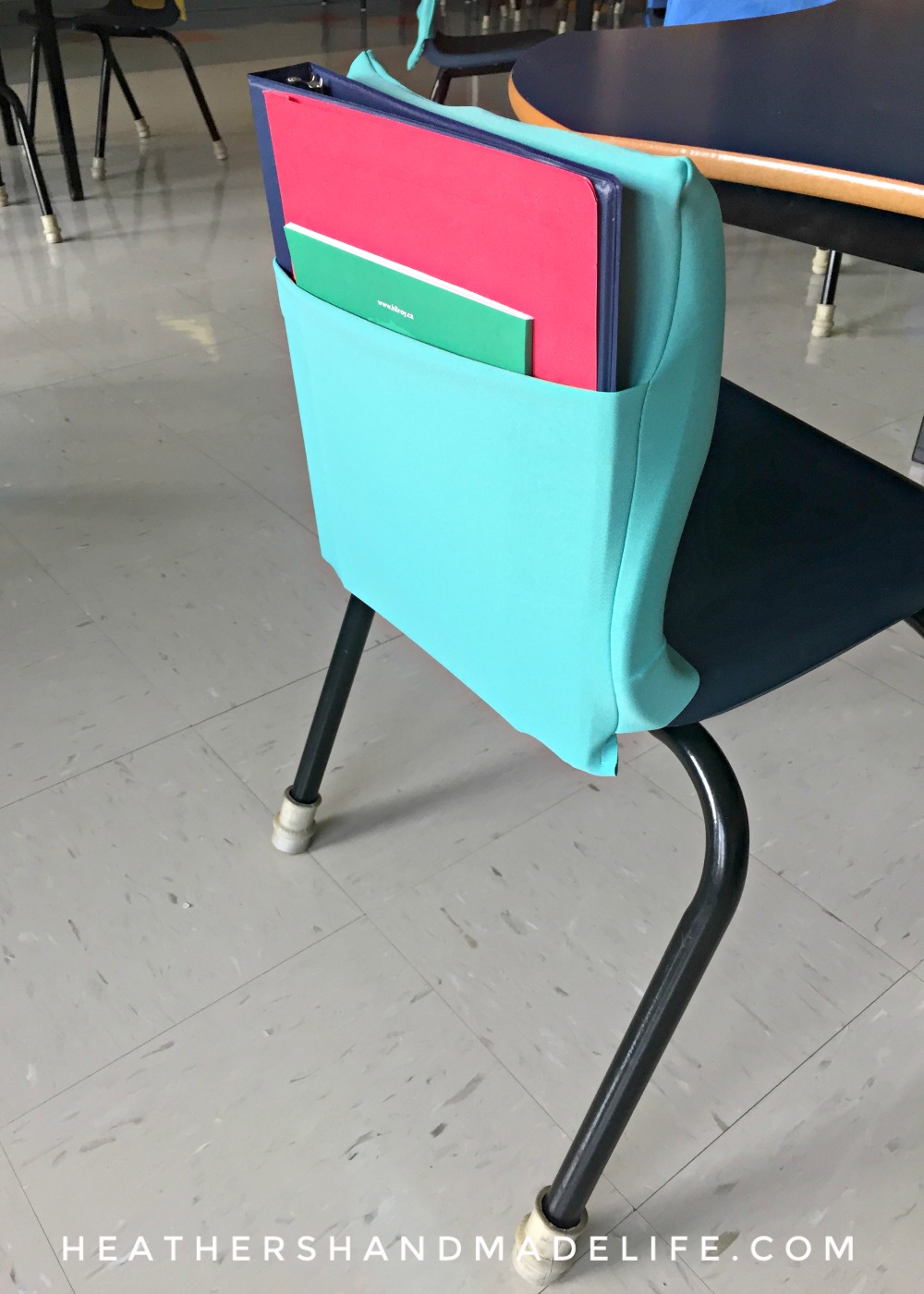 CLASSROOM-CHAIR-POCKETS-TUTORIAL1
