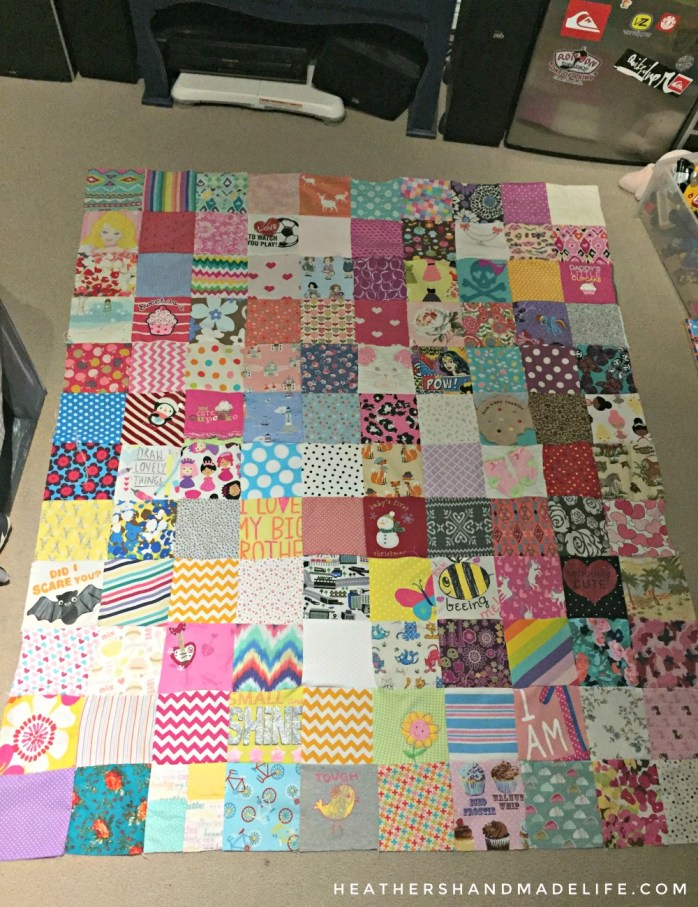 DIY baby clothes quilt {Heather's Handmade Life}