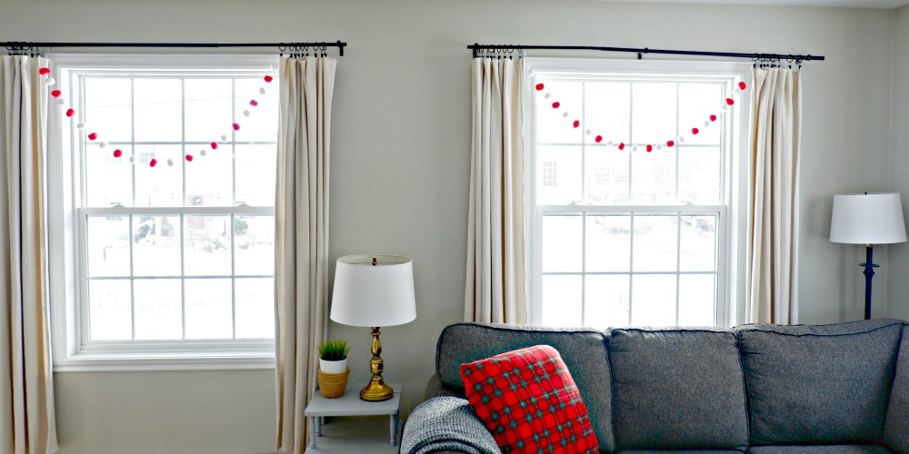 Christmas pom-pom garland {Heather's Handmade Life}