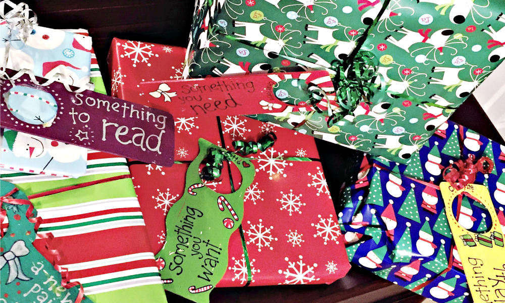Our family's simple Christmas gift system {Heather's Handmade Life}