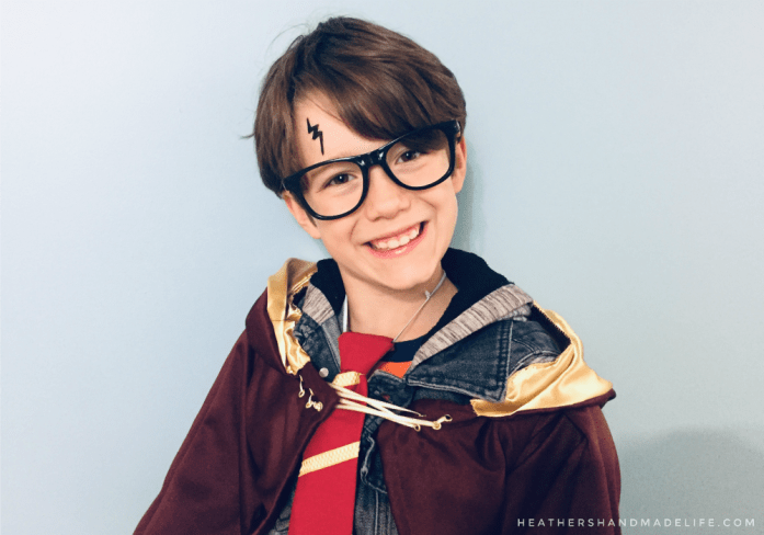 DIY Harry Potter costumes | DIY Quidditch broom craft | Hermione Granger costume | Rita Skeeter costume | {Heather's Handmade Life}