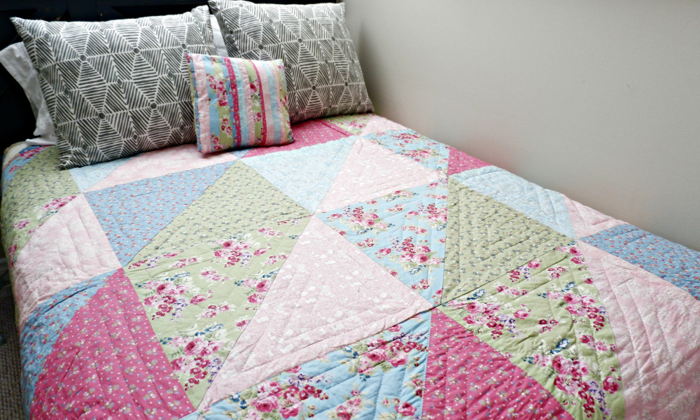DIY Anne of Green Gables quilt {Heather's Handmade Life}