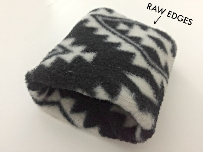 Make your own snow mittens [Heather's Handmade Life}