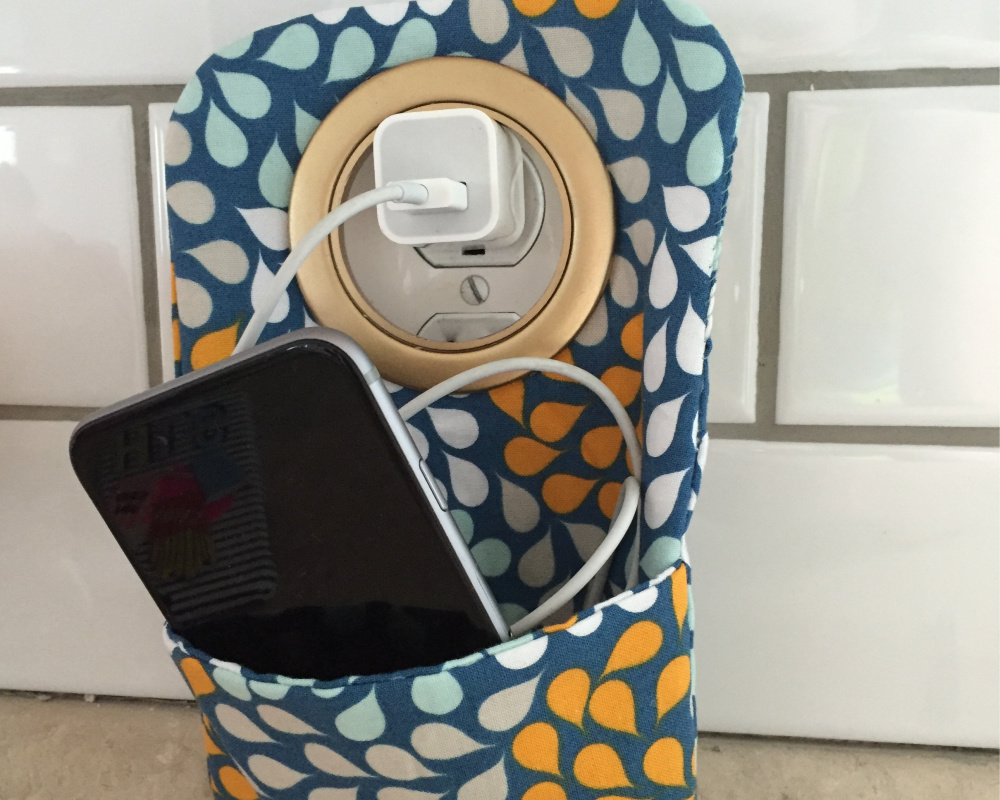 phone charger pocket