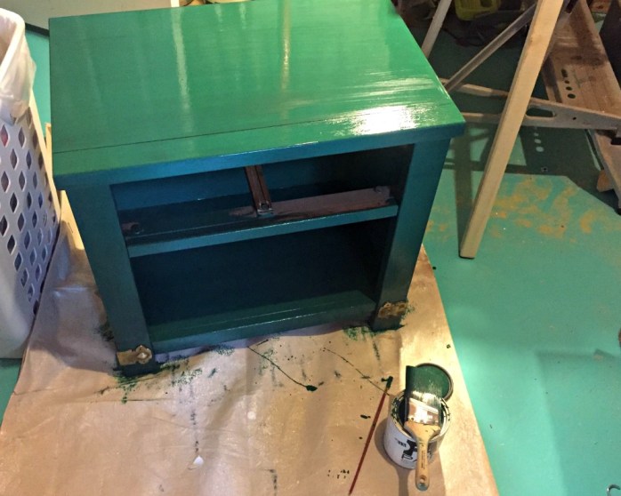 Wood nightstand makeover with FAT Paint {Heather's Handmade Life}