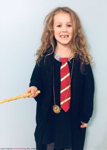 DIY Harry Potter costumes | DIY Quidditch broom craft | Hermione Granger costume | Rita Skeeter costume | {Heather's Handmade Life}