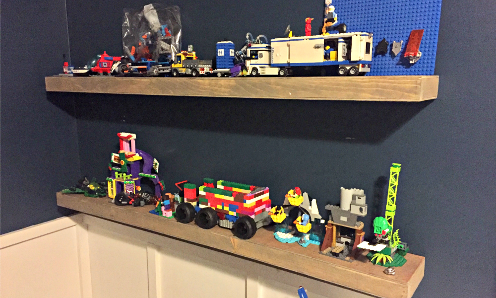 Cheap and easy DIY floating shelves {Heather's Handmade Life}