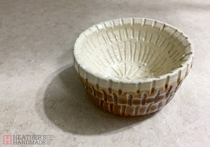 Experiments in beginner pottery {Heather's Handmade Life}