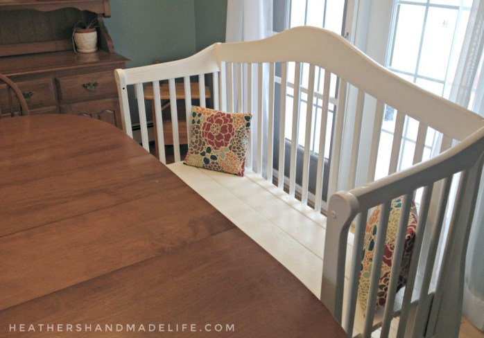 Turn your crib into a bench {Heather's Handmade Life}
