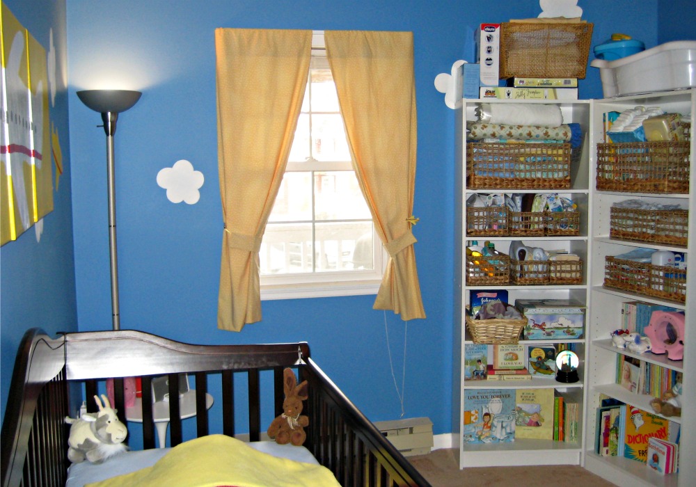 DIY airplane nursery on a tight budget {Heather's Handmade Life}