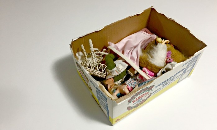 How to shadowbox your mementos so you can actually appreciate them {Heather's Handmade Life}