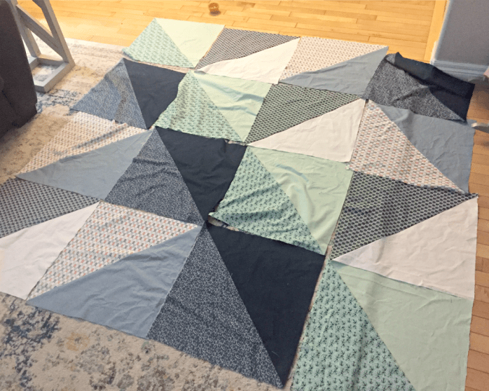 Super easy quilt top for beginners {Heather's Handmade Life}