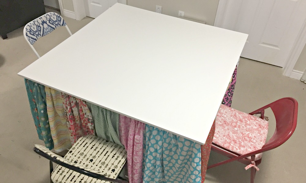 DIY rolling craft table with hidden storage {Heather's Handmade Life}