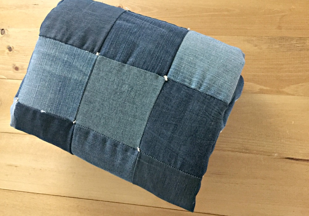 DIY jean quilt {Heather's Handmade Life}